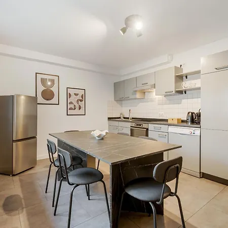 Lahnblick 3 Schlafzimmer, Parkplatz, Wlan Appartement